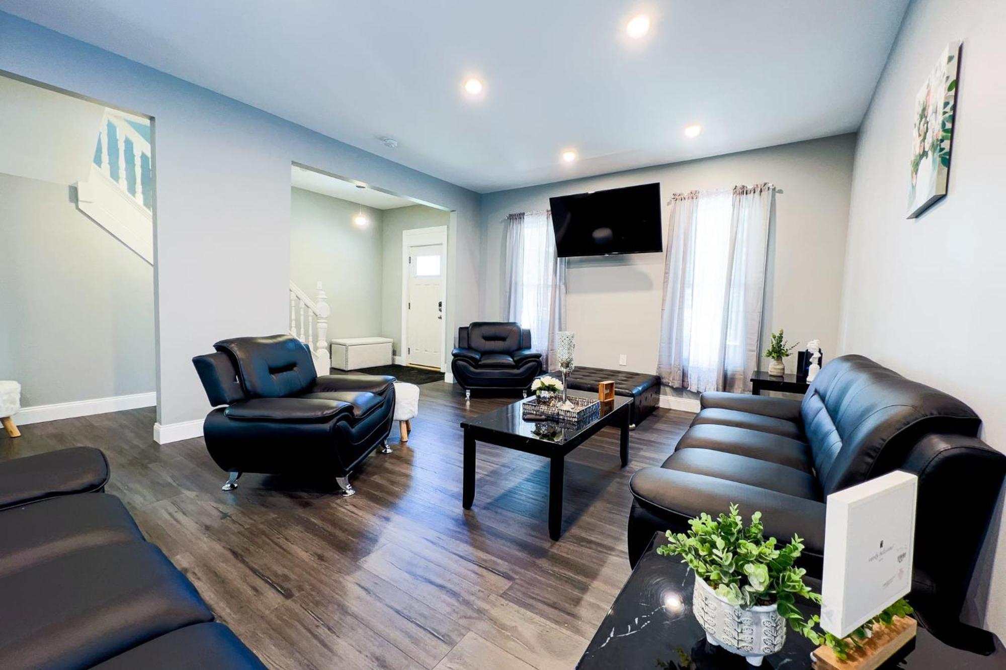 Modern 5Br Home Perfect For Families * Niagara Falls